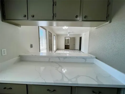 1042 W Village Court D Pasadena TX 77506