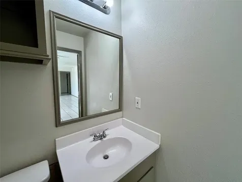 1042 W Village Court D Pasadena TX 77506