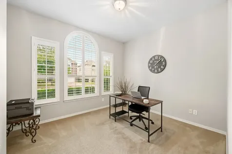 1470 Sherwood Park Circle Houston TX 77043
