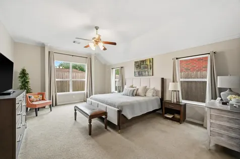 1470 Sherwood Park Circle Houston TX 77043