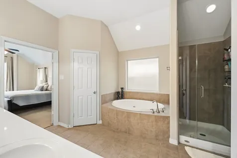 1470 Sherwood Park Circle Houston TX 77043