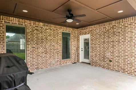 8135 Birkdale Drive Beaumont TX 77707