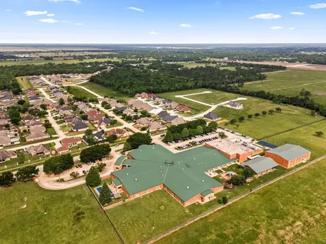 8135 Birkdale Drive Beaumont TX 77707