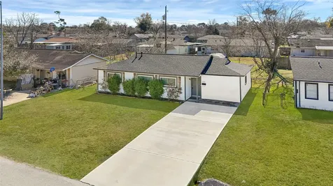 2126 Hillshire Drive Deer Park TX 77536