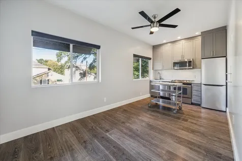 1919 Missouri Street Houston TX 77019