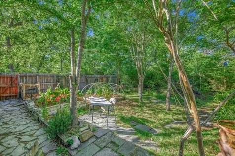 2707 Teakwood Court College Station TX 77845