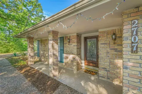 2707 Teakwood Court College Station TX 77845