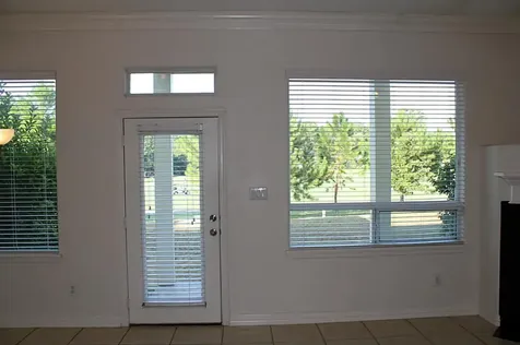 16020 Fountainview Drive 17 Montgomery TX 77356