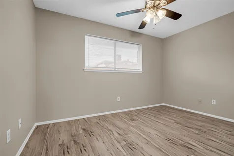 11827 Brook Meadows Lane Meadows Place TX 77477