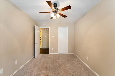 5622 Village Park Drive Katy TX 77493