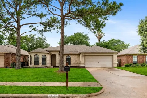 5622 Village Park Drive Katy TX 77493