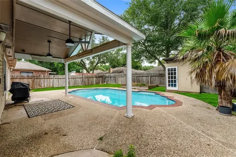 5622 Village Park Drive Katy TX 77493