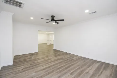 514 Peach Spring Drive Houston TX 77037