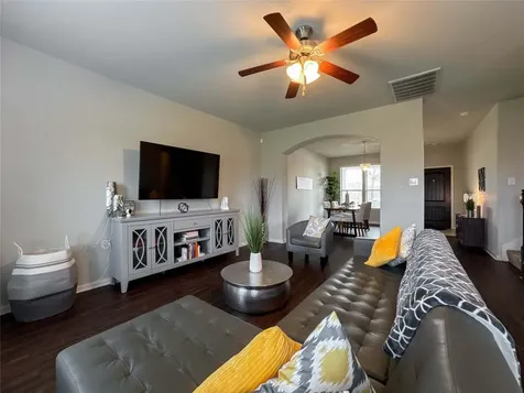 2 Eagle Lake Court Manvel TX 77578