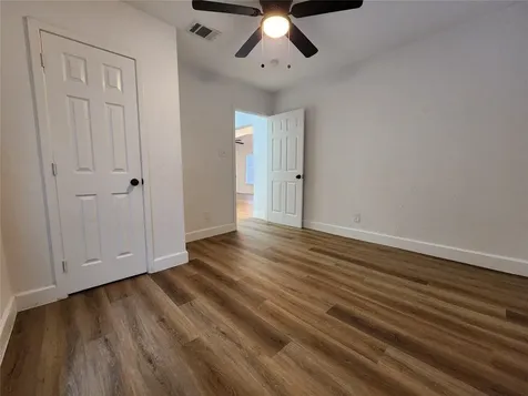 2120 Yates Street Houston TX 77020