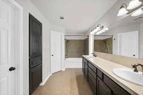 17204 County Road 831 Pearland TX 77584