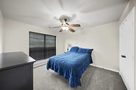 17204 County Road 831 Pearland TX 77584