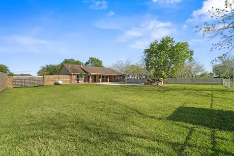 17204 County Road 831 Pearland TX 77584