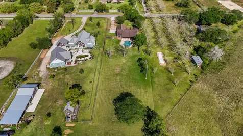 17204 County Road 831 Pearland TX 77584