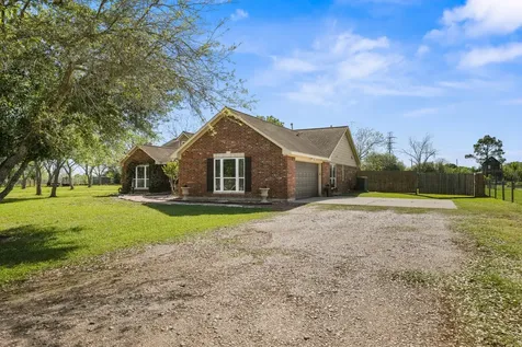 17204 County Road 831 Pearland TX 77584