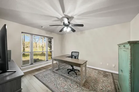 17204 County Road 831 Pearland TX 77584