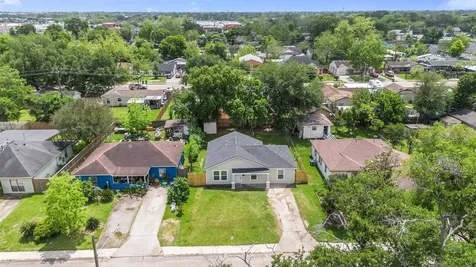 2616 Windsor Lane Pasadena TX 77506
