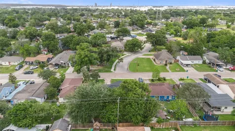 2616 Windsor Lane Pasadena TX 77506