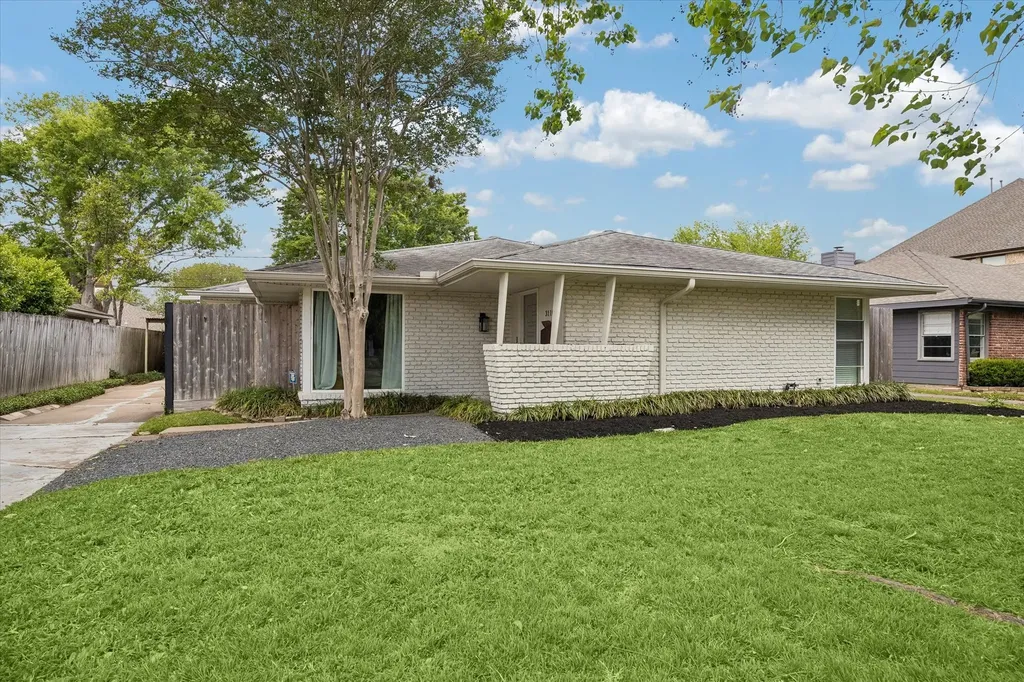 3110 Castlewood Street Houston TX 77025
