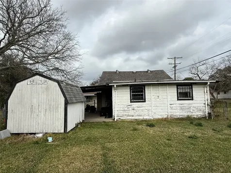 1037 New Orleans Ave Avenue Port Arthur TX 77640