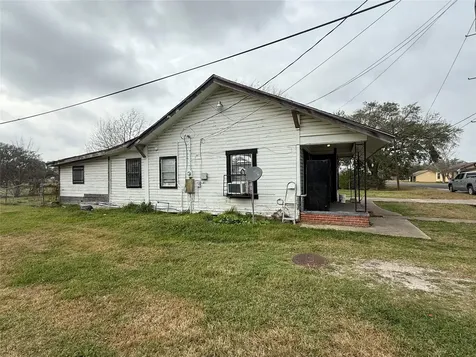 1037 New Orleans Ave Avenue Port Arthur TX 77640