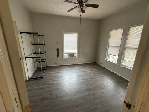 1037 New Orleans Ave Avenue Port Arthur TX 77640