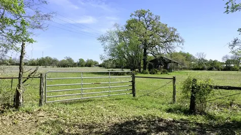 2 Ac Fm 3091 Madisonville TX 77864