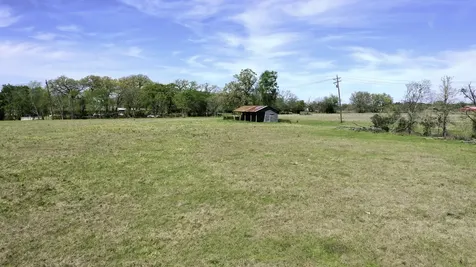 2 Ac Fm 3091 Madisonville TX 77864