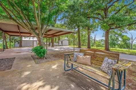 1110 Cr 439 Dime Box TX 77853