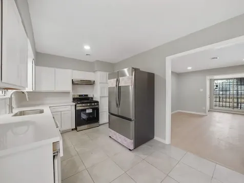 9347 Clearway Drive Houston TX 77033