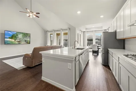 150 Sunray Creek Drive Katy TX 77493