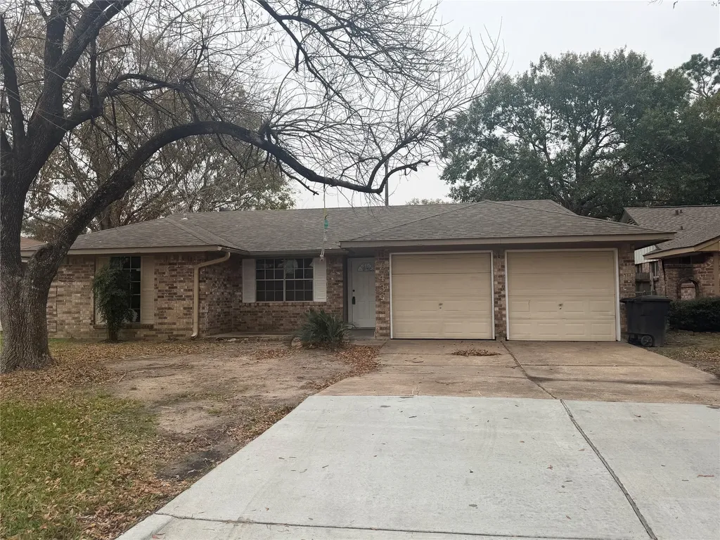 6439 Deirdre Anne Drive Houston TX 77088