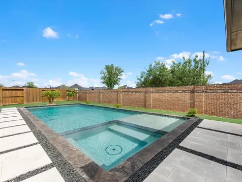 32002 Crested Knoll Court Fulshear TX 77441