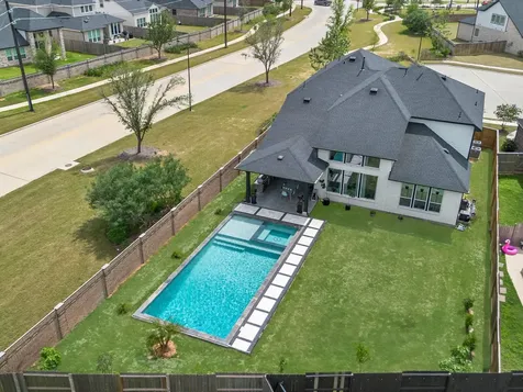 32002 Crested Knoll Court Fulshear TX 77441
