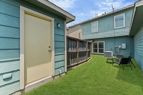 16775 Mammoth Springs Drive Houston TX 77095
