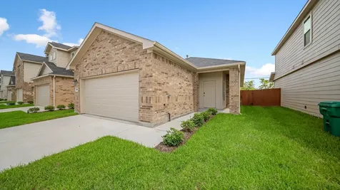 13442 Lucky Bill Lane Houston TX 77048