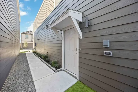 5930 Manning Oaks Street Houston TX 77091