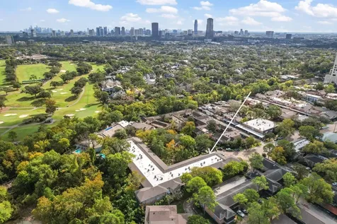 642 S Ripple Creek Drive 642 Houston TX 77057
