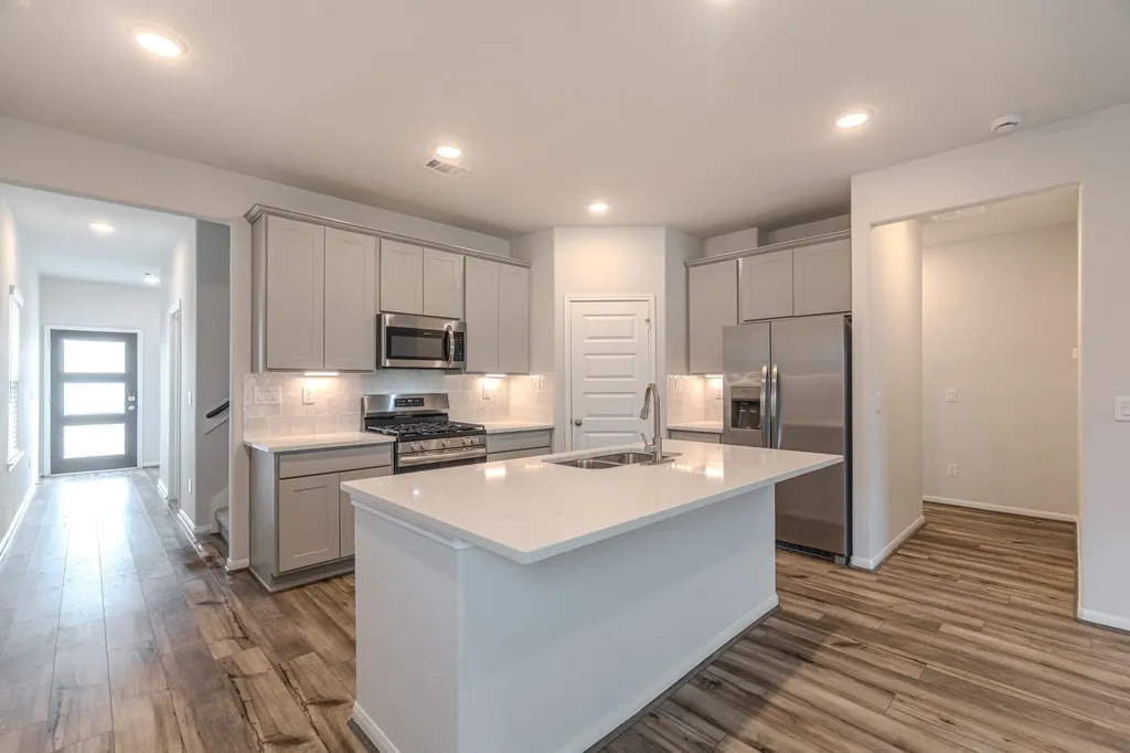 100 Ashe Juniper Way Magnolia TX 77354
