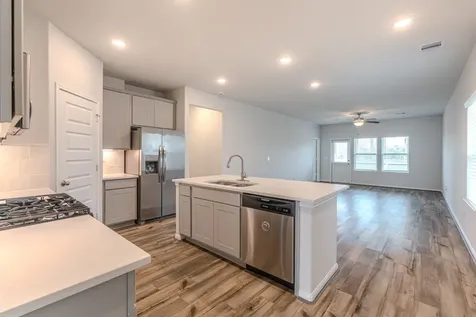100 Ashe Juniper Way Magnolia TX 77354