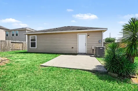 5835 Golden Cove Road Cove TX 77523