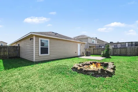 5835 Golden Cove Road Cove TX 77523