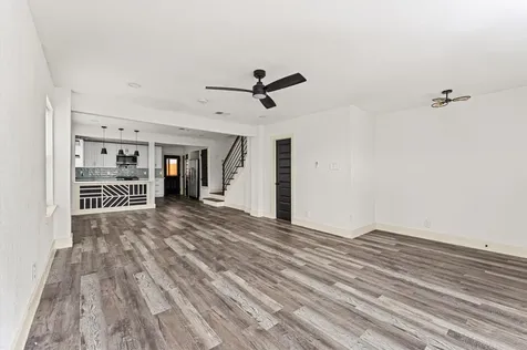 2105 Sheridan Street Houston TX 77030