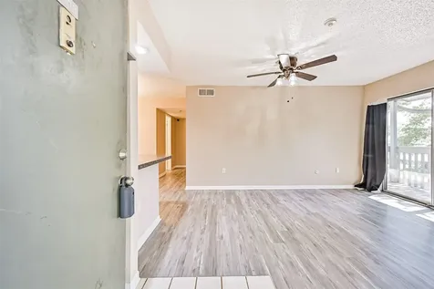 260 El Dorado Boulevard 2008 Houston TX 77598