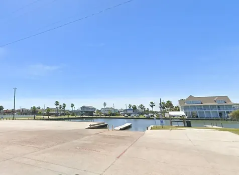 21325 Gulf Drive Galveston TX 77554